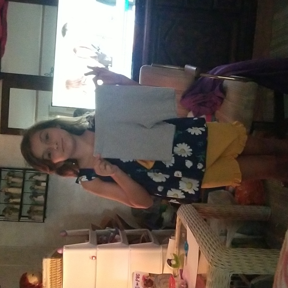 Play shorts